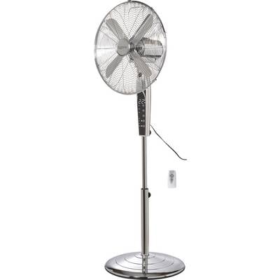 Ein silberner Standventilator mit oszillierender Bewegung, einem digitalen Bedienfeld und einer Fernbedienung.