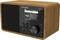 Ein Holz-Digitalradio mit einem Bildschirm, auf dem 'Klassik Radio' angezeigt wird, und Bedienungstasten zur Navigation.