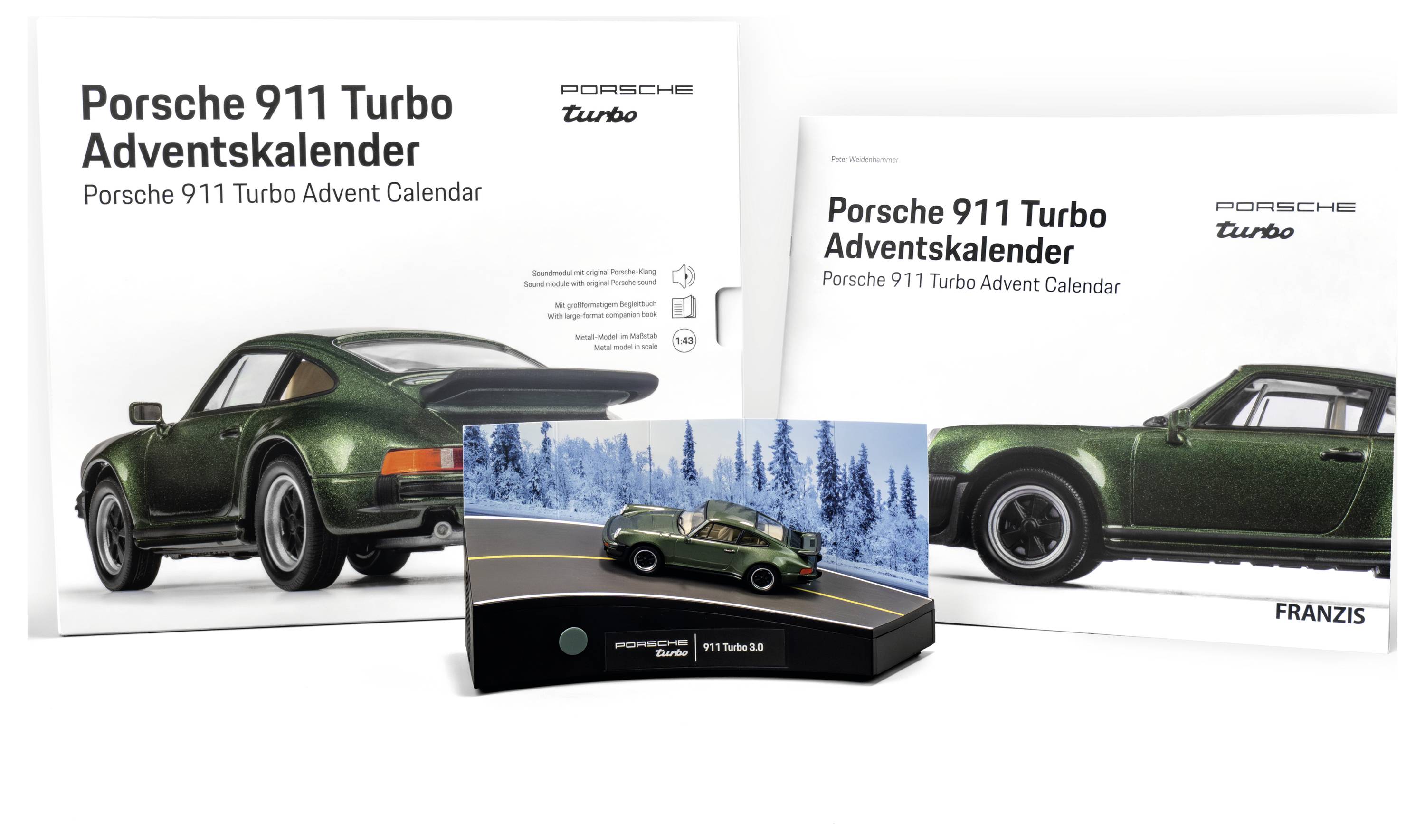 "Porsche 911 Turbo Adventskalender" auf der Verpackung zeigt ein grünes Modellauto vor einer verschneiten Kulisse und deutet einen thematischen Countdown an.