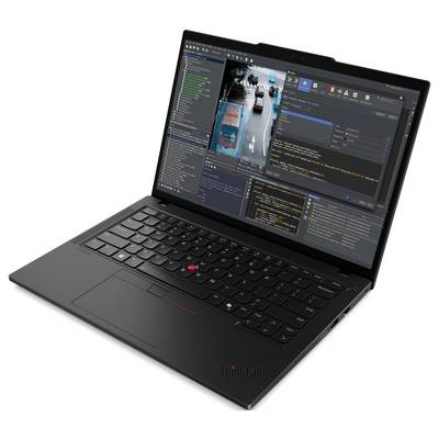 Ein schwarzer Laptop, der eine Softwareentwicklungsumgebung mit Code-Editoren und ein Stadtverkehrsbild zur Simulation zeigt.
