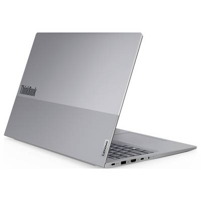 Ein silberner Lenovo ThinkBook Laptop, teilweise geöffnet, von hinten betrachtet, mit sichtbarem Logo. Das Design ist schlicht und modern.