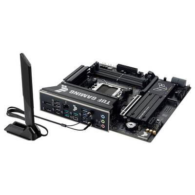 TUF Gaming Mainboard mit verschiedenen Anschlüssen und Steckplätzen, schwarze Ausführung, Antenne angeschlossen, konzipiert für High-Performance-Computerkonfigurationen.