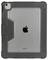 Rückansicht eines iPad Air in einer robusten schwarzen Schutzhülle mit sichtbarem Apple-Logo und Kamera.