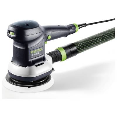 Ein Festool Exzenterschleifer mit abnehmbarem Absaugschlauch. Das Werkzeug ist überwiegend schwarz und grün und für präzise Schleifarbeiten konzipiert.