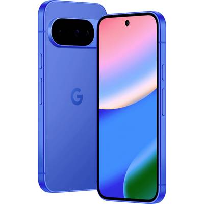 Zwei blaue Smartphones werden angezeigt; das Smartphone im Vordergrund zeigt einen bunten Verlaufsbildschirm, während das Smartphone im Hintergrund die Rückseite mit einer Kamera zeigt.
