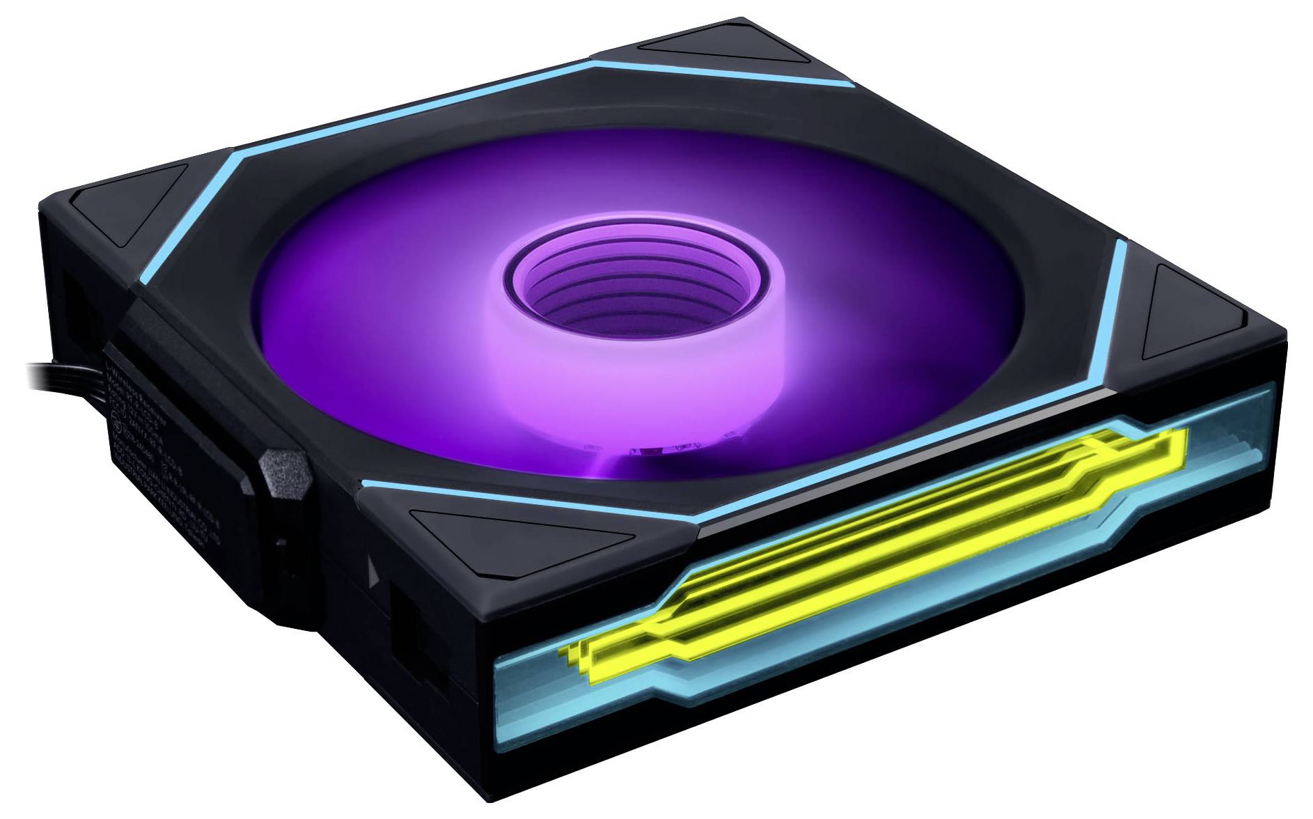 Ein quadratischer, schwarzer Computerlüfter mit violetter Beleuchtung und gelb-blauen Neon-Akzenten am Gehäuse.