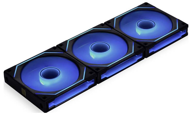 Ein Satz von drei aneinanderliegenden blauen LED-Computerlüftern mit schwarzem Rahmen, entwickelt für Belüftung und verbesserte visuelle Attraktivität.