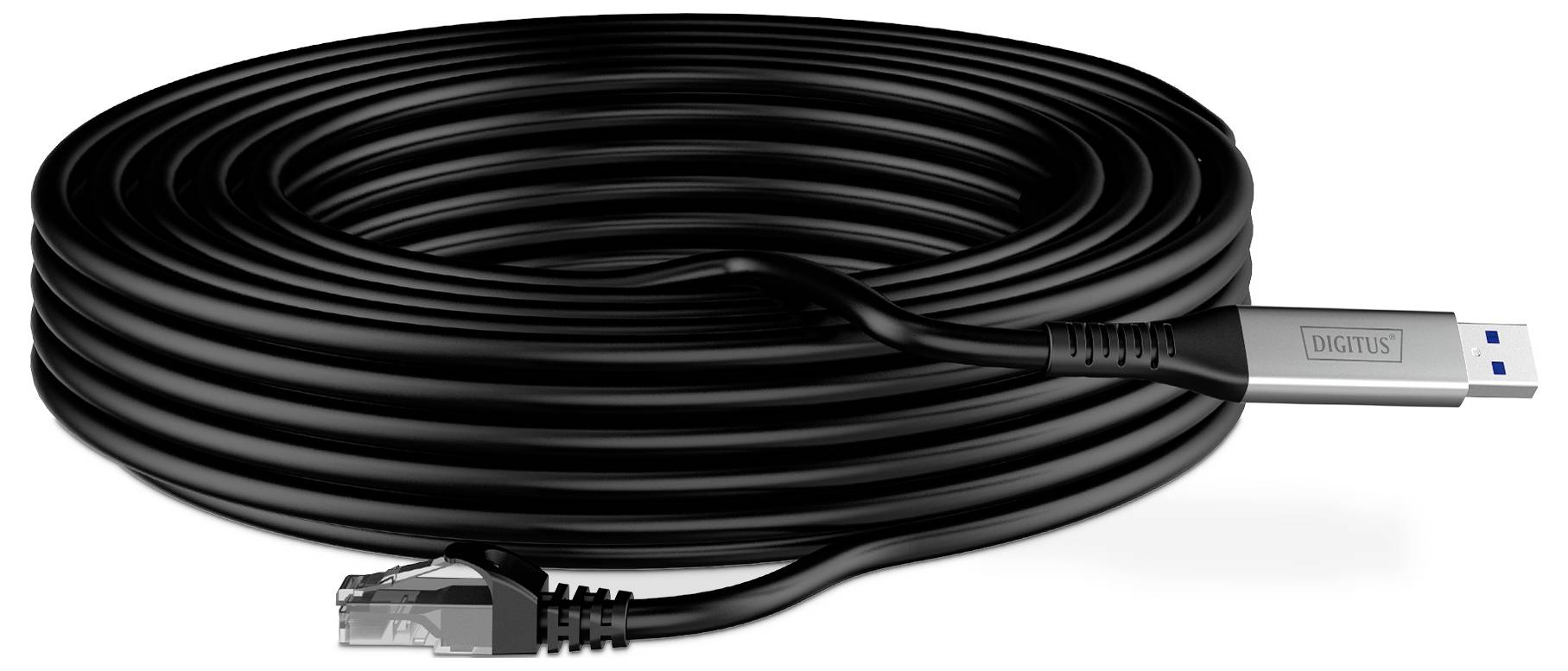 Ein langer, gewundener schwarzer Kabel mit einem USB-3.0-Anschluss auf der einen Seite und einem Ethernet-Anschluss auf der anderen Seite.