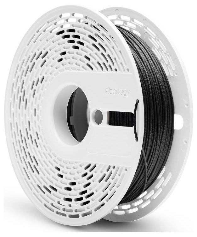 Eine Spule schwarzen 3D-Druckfilaments mit einem weißen, perforierten Kunststoffhalter, beschriftet mit 'Fiberlogy'.