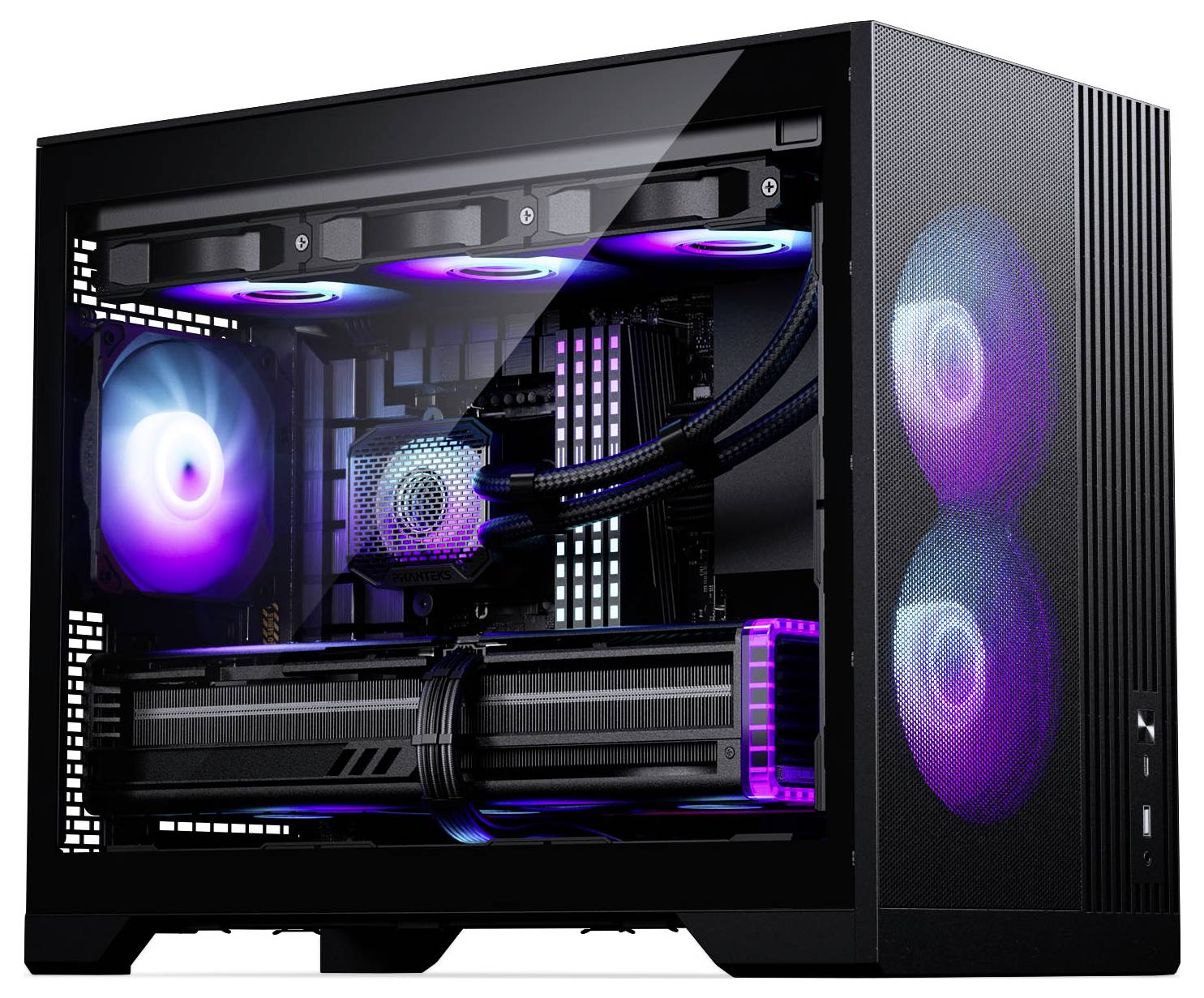 Ein Gaming-PC mit einer transparenten Seitenscheibe, die Innenkomponenten wie Lüfter, Grafikkarte und Wasserkühlung zeigt, alle mit RGB-Beleuchtung beleuchtet.