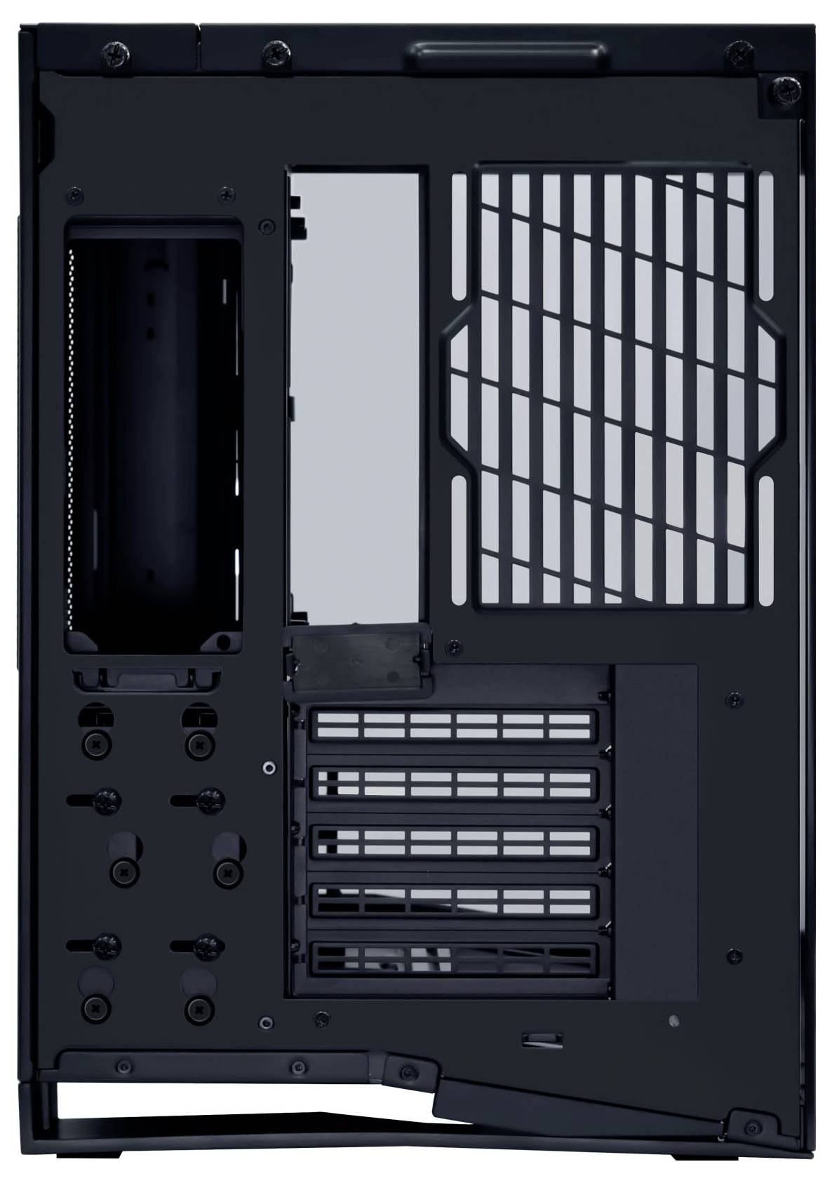 Das Bild zeigt die Rückansicht eines schwarzen Computergehäuses mit mehreren Erweiterungssteckplätzen, Lüftungsschlitzen und einer Netzteilhalterung.
