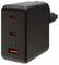 Ein schwarzer Multiport-USB-Wandladegerät mit zwei USB-C-Anschlüssen und einem USB-A-Anschluss, der für effizientes Aufladen elektronischer Geräte konzipiert ist.