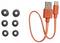 Ein orangefarbenes USB-A zu USB-C Ladekabel neben sechs schwarzen, runden, selbstklebenden Kabelorganisatoren.