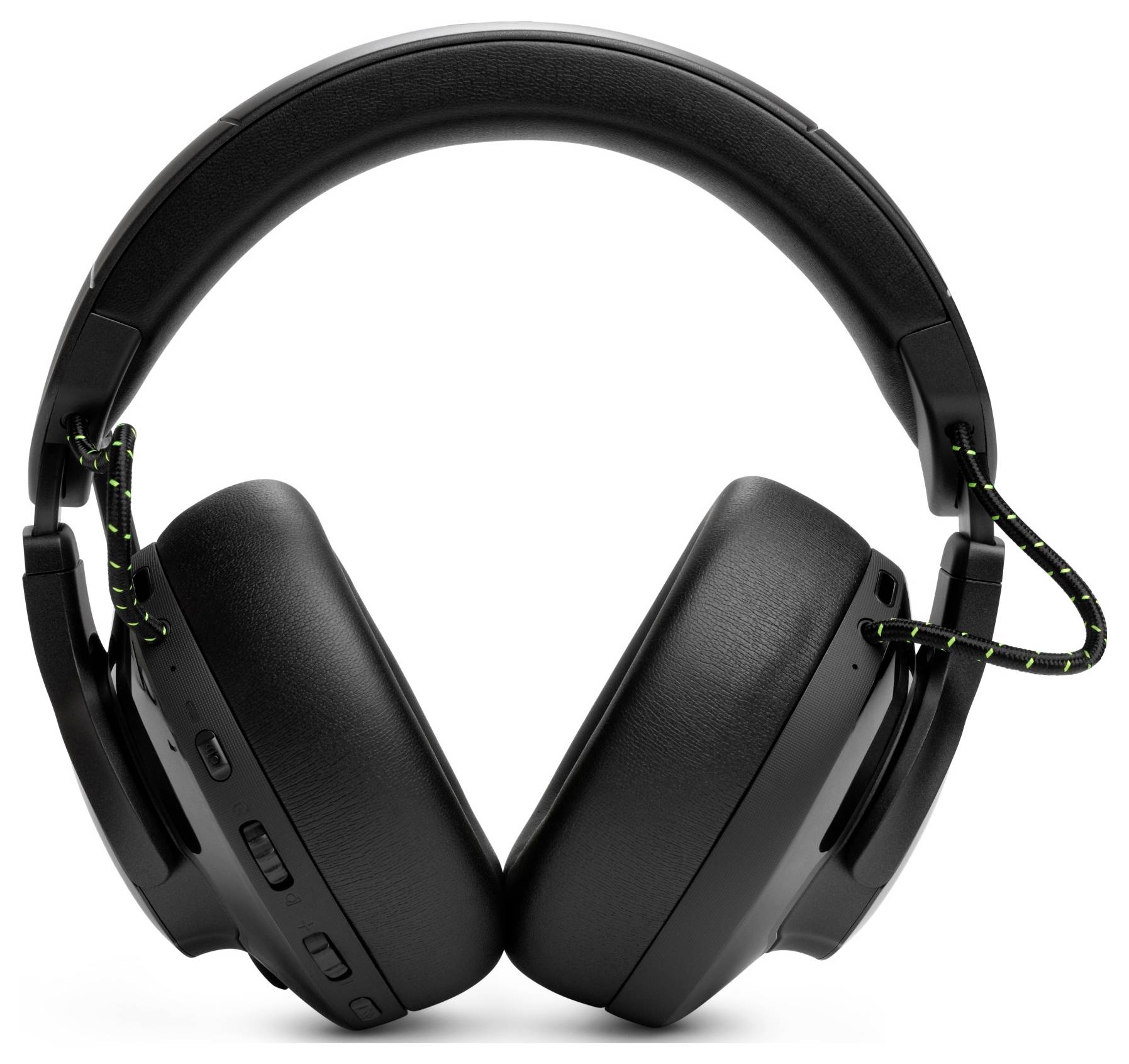 Schwarze Over-Ear-Kopfhörer mit gepolsterten Ohrmuscheln und grün abgesetzten Kabeln, aufrecht positioniert.
