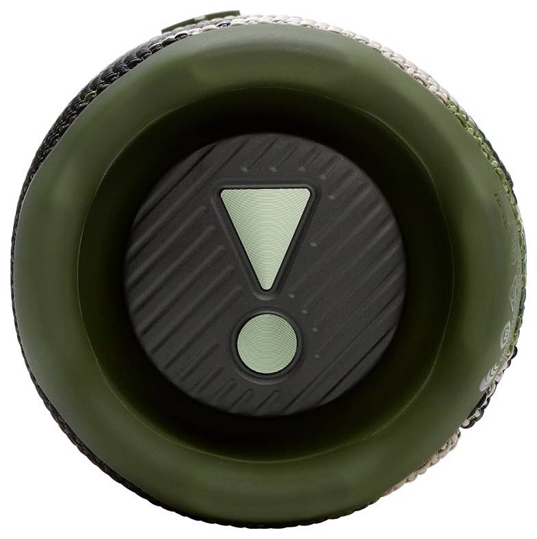 Eine kreisförmige, grüne Schaltfläche im Militärstil mit einem erhabenen Ausrufezeichen in der Mitte, die zur Aufmerksamkeitserregung oder für Warnungen verwendet wird.