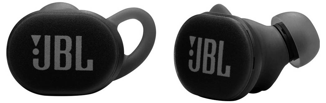 Zwei schwarze JBL-kabellose Ohrhörer mit elegantem Design, einer leicht gewinkelt, um die Ohrstöpsel zu zeigen.