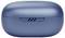 Geschlossenes blaues drahtloses Ohrhörer-Ladeetui mit glatter, ovaler Form, versehen mit einer vorderen Belüftungsöffnung und einem dezenten Markenlogo auf dem Deckel.