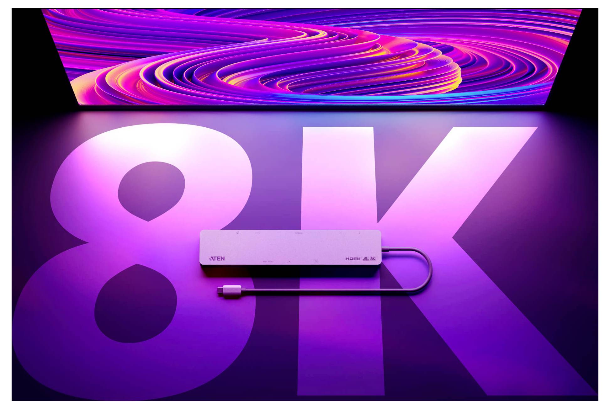 Ein 8K-Digitaldisplay mit lebhaften Wirbeln hinter einem schlanken Mediengerät, das über dem großen "8K"-Text positioniert ist und die hochauflösende Fähigkeit betont.