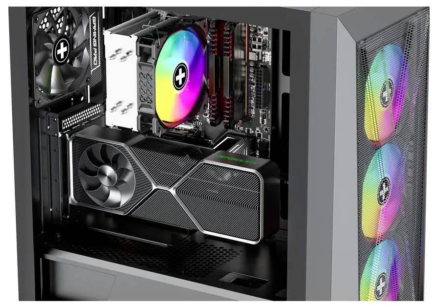 Ein leistungsstarker Desktop-Computer mit einer großen Grafikkarte und mehreren bunten Kühlventilatoren, die hochwertige Komponenten zur Schau stellen.