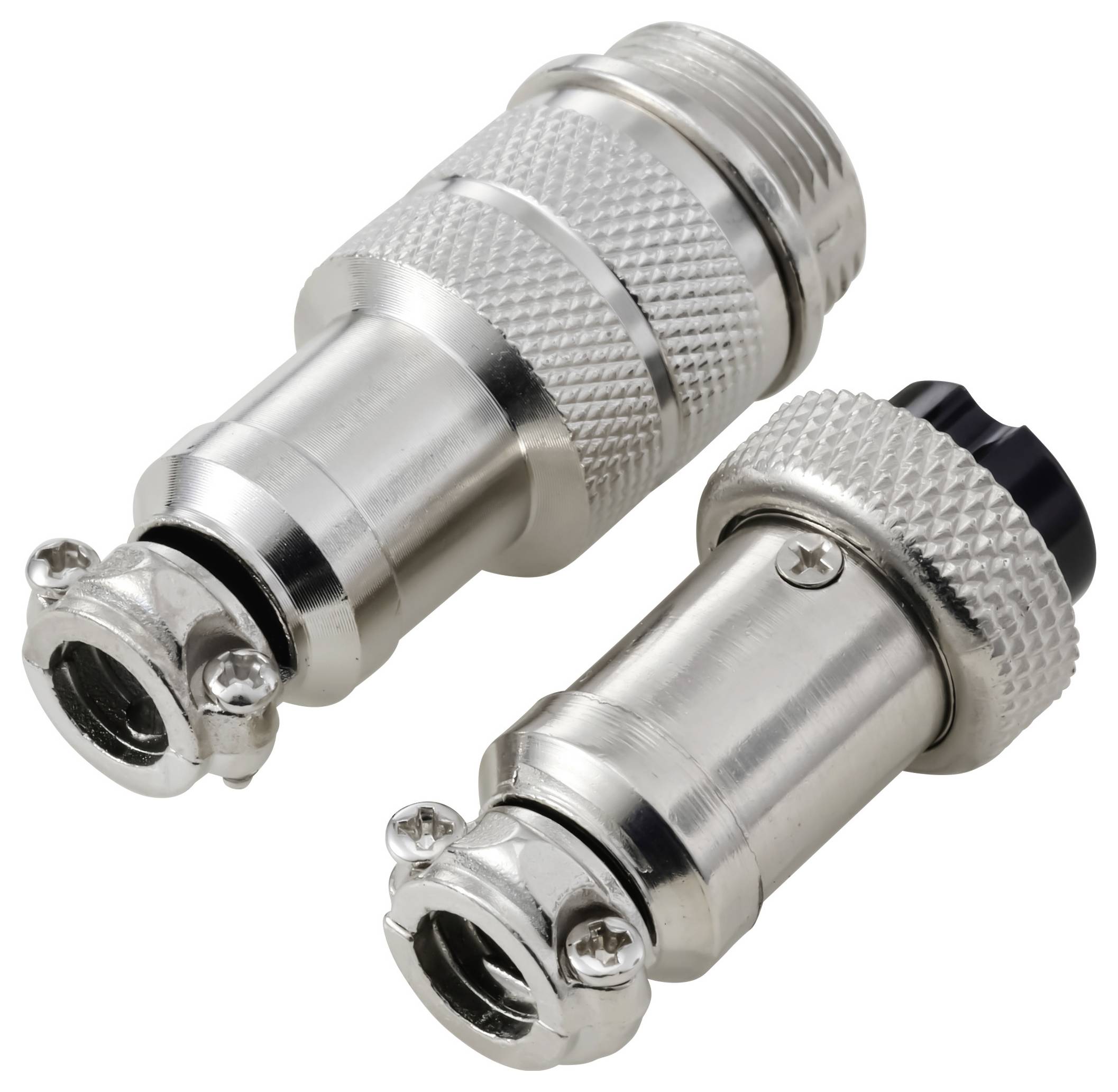 Zwei Koaxialkabel-Verbinder aus Metall mit gerillten Griffen, nebeneinander, die unterschiedliche Größen und Anschlüsse für elektrische Verbindungen zeigen.