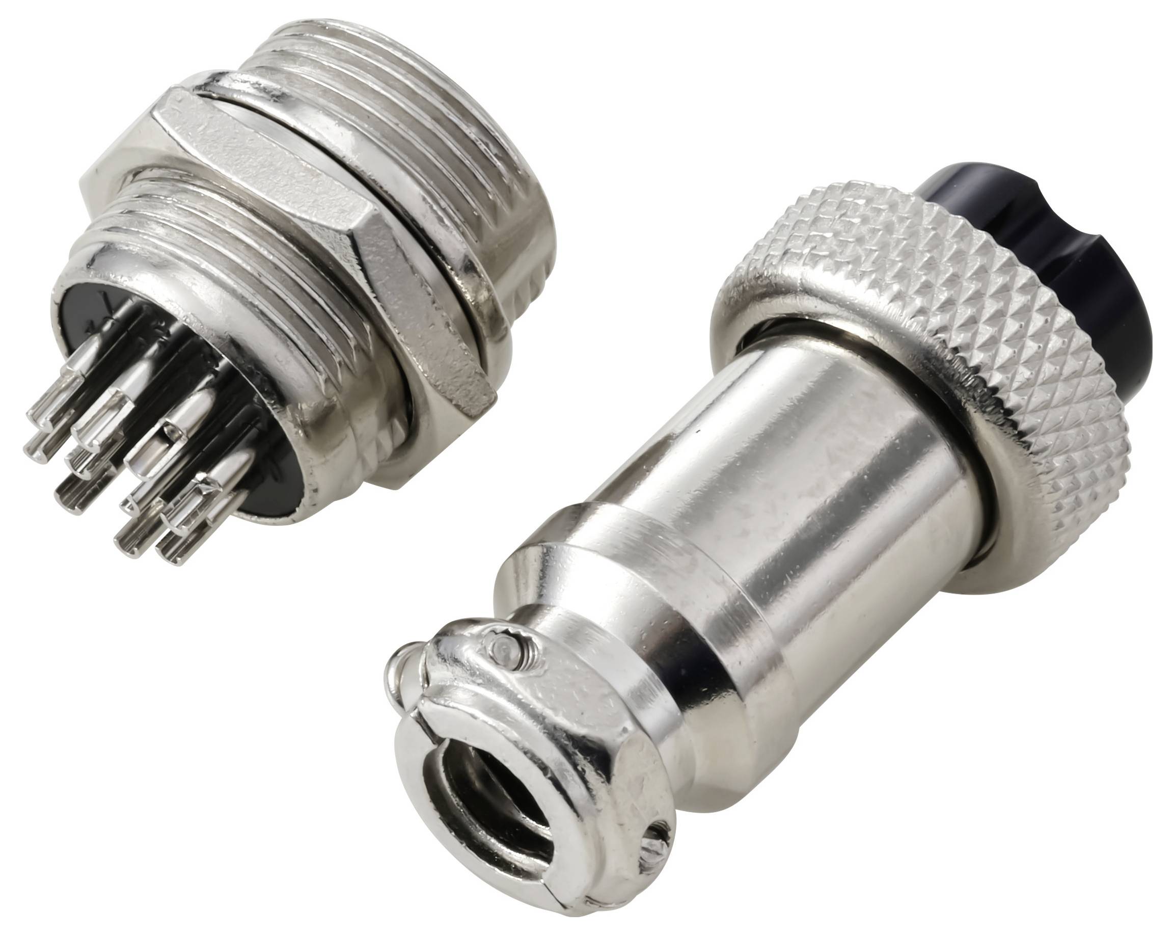 „Abbildung zweier metallischer elektrischer Anschlüsse, einer mit mehreren Pins und der andere mit einem gerillten Körper, nebeneinander positioniert."