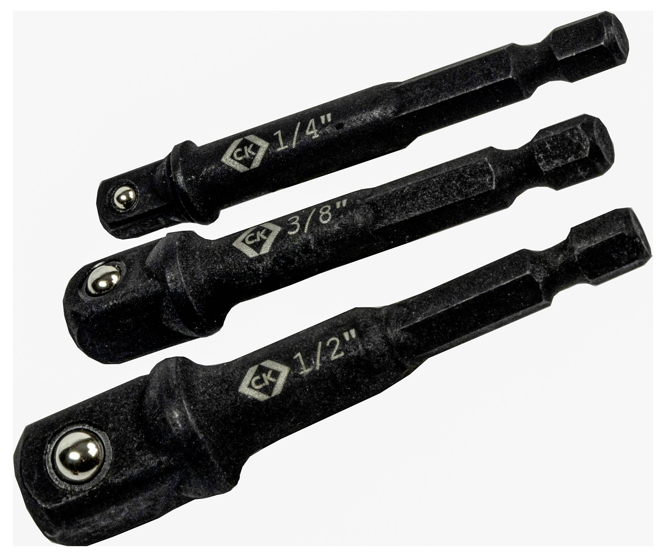 Drei schwarze Steckschlüssel-Adapter mit Antriebsgrößen von 1/4 Zoll, 3/8 Zoll und 1/2 Zoll werden gezeigt. Jeder verfügt über eine Kugelrasterung für eine sichere Befestigung.