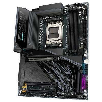 'Aorus X670E Aorus Elite AX' Mainboard mit mehreren Steckplätzen und detaillierter Schaltkreisstruktur, entwickelt für High-Performance-Computing.