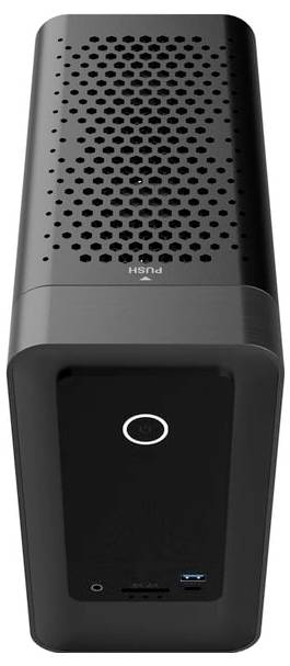 Ein schwarzer Computer-Tower mit einem kreisförmigen Power-Button, USB-Anschlüssen und Belüftungslöchern auf der Oberseite.