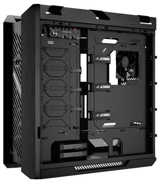 Computergehäuse öffnen mit sichtbaren Steckplätzen für Komponenten, Lüfter und Netzteilbereich; zeigt die interne Struktur für Hardware-Installation.