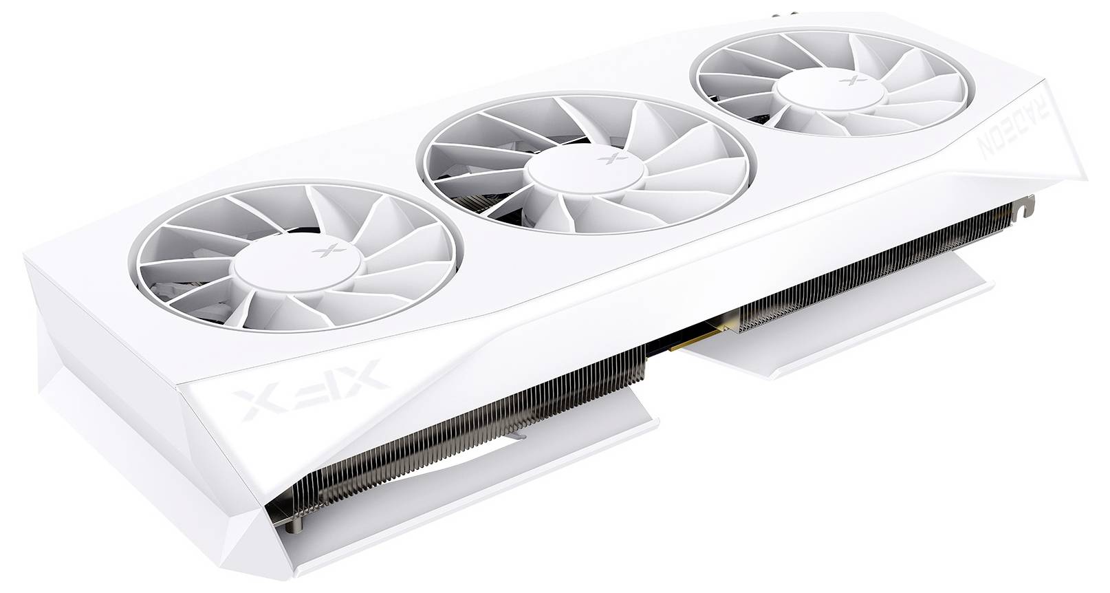 Eine weiße Grafikkarte mit drei großen Kühlventilatoren und sichtbarem Kühlkörper, entwickelt für High-Performance-Computing oder Gaming-Setups.