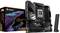 Aorus X670E Mainboard mit Verpackungskarton.