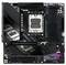 Eine ASUS-Motherboard mit AMD Ryzen-Unterstützung, die PCIe-Steckplätze, RAM-Steckplätze, Kühlkörper und Anschlüsse zum Aufbau eines Computers zeigt.