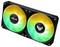 Ein Computer-Kühlventilator mit zwei farbenfrohen, beleuchteten Ringen in Grün und Gelb, die jeweils ein Logo in der Mitte des Ventilators aufweisen.
