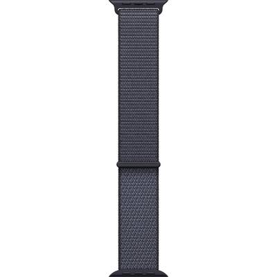 Ein blaues gewebtes Armband, das für eine Smartwatch entwickelt wurde, mit einem Schlaufenverschlusssystem für einstellbare Größenanpassung.