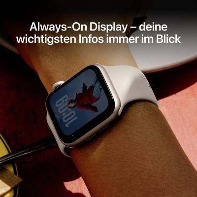 Eine Smartwatch am Handgelenk zeigt das Always-On-Display, wodurch die wichtigsten Informationen stets im Blick sind.
