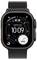 Smartwatch zeigt Uhrzeit '10:09', Musik, Parkort des Autos '1,3 km, vor 1 Minute', und Zeitzone von New York City. Geflochten Armband sichtbar.