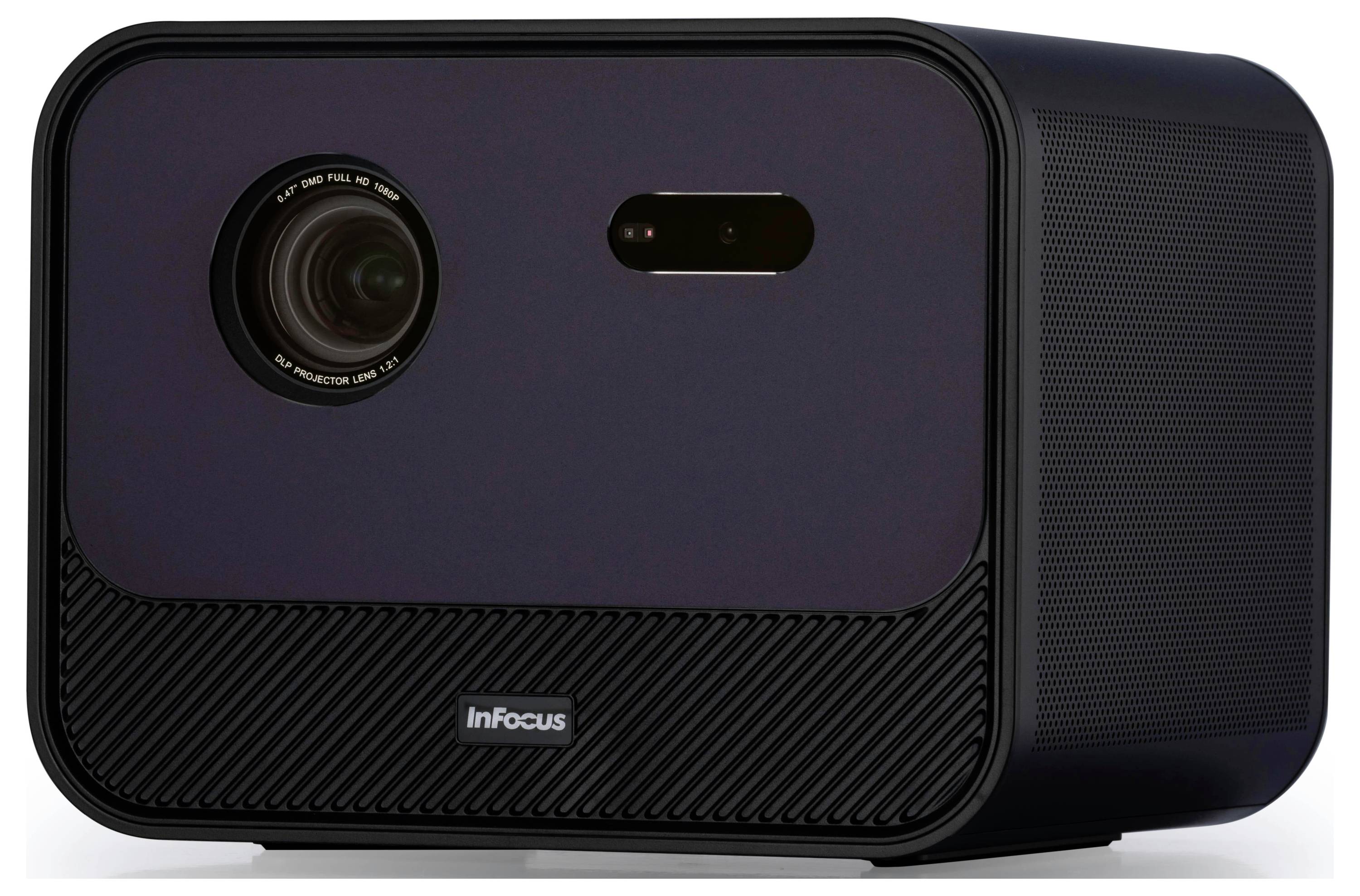 Ein schwarzer InFocus-Projektor mit einer großen Linse links und einem kleineren Sensor rechts, entwickelt für den Einsatz zu Hause oder im Büro.