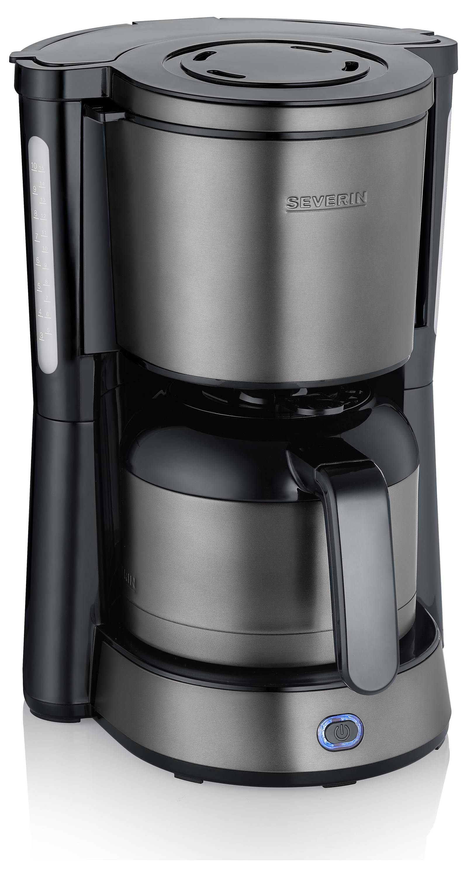 Eine elegante, moderne Kaffeemaschine mit einem Design aus Schwarz und Edelstahl, ausgestattet mit einer Glaskanne und einem blauen Einschaltknopf.