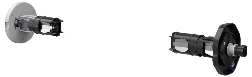 Zwei schwarze und graue mechanische Komponenten werden gezeigt, eine an einer Wand installiert und die andere freistehend, beide mit zylindrischer Form.