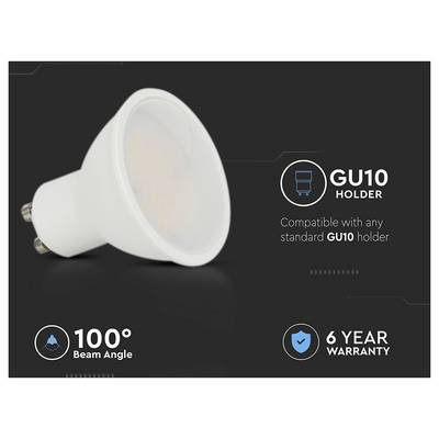 Eine weiße GU10 LED-Glühbirne wird präsentiert mit Text, der einen 100-Grad-Abstrahlwinkel und eine 6-jährige Garantie hervorhebt.