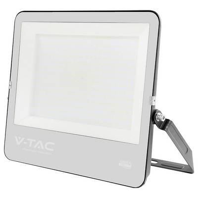 Eine LED-Flutlichtlampe mit einem rechteckigen Rahmen, gekennzeichnet mit 'V-TAC'; entwickelt für Außenbeleuchtung und ausgestattet mit energieeffizienten LEDs.