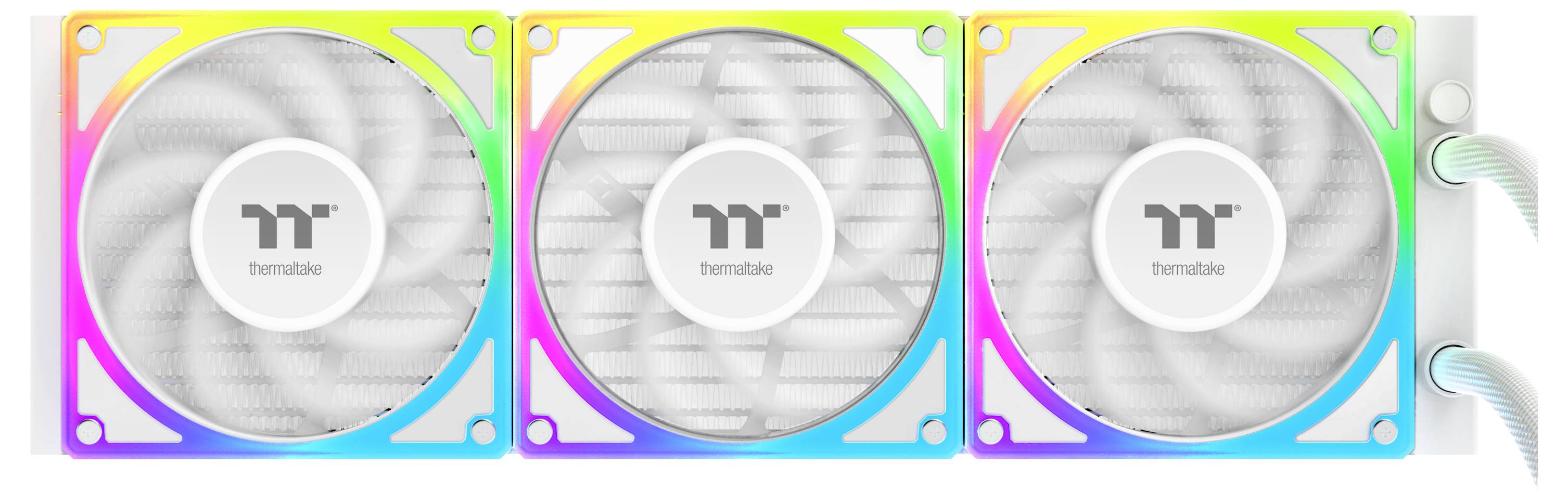 Dreifaches Computer-Kühlsystem mit RGB-Beleuchtung und Thermaltake-Logo in der Mitte jedes Lüfters.