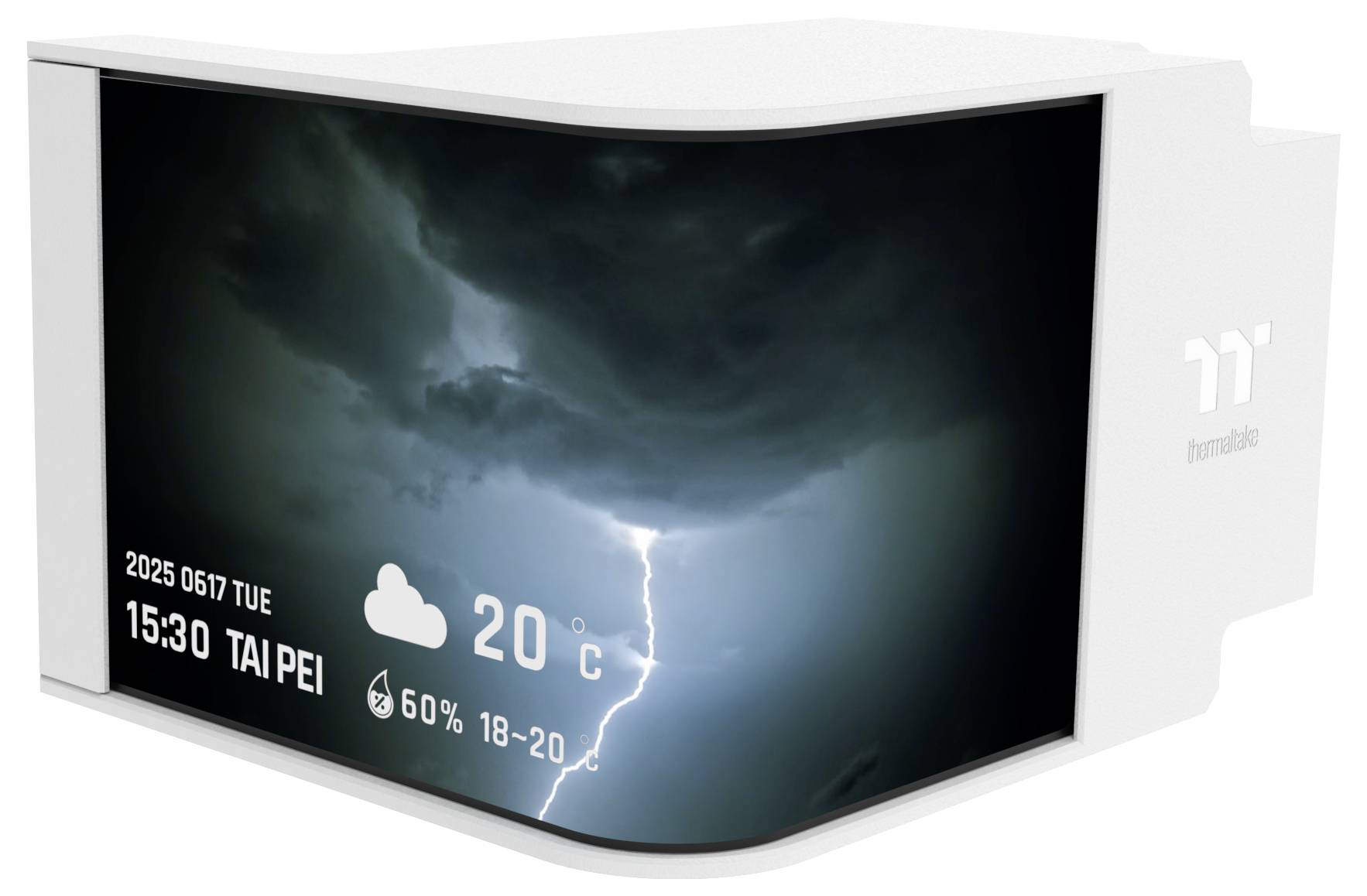 Gebogener digitaler Bildschirm, der eine Wetteranzeige mit Blitzen zeigt, '2025 0617 Di', '20°C', und '15:30 Taipeh', der Regen und Temperaturbereich anzeigt.