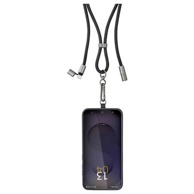 Ein Smartphone mit einem dunklen Bildschirm ist an einer schwarzen Kordel mit Metallakzenten befestigt, die wahrscheinlich zum Umhängen am Hals gedacht ist.