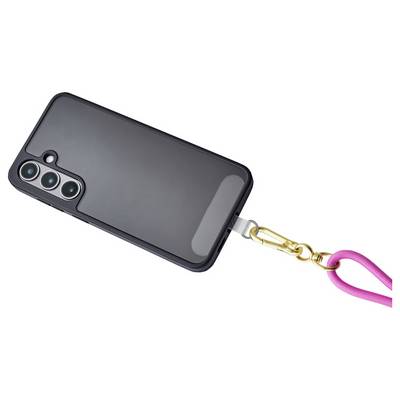 Eine schwarze Smartphone-Hülle mit drei Kameraöffnungen, befestigt an einem rosa Riemen über einen goldenen Clip.
