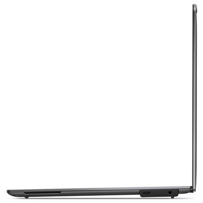 Schlanker Laptop mit geöffnetem Bildschirm in Seitenprofilansicht, der sein dünnes Design und einen sichtbaren Anschluss hervorhebt.