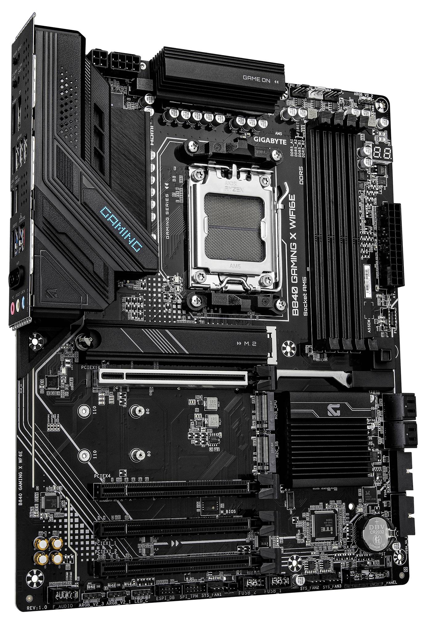 Eine schwarze Hauptplatine mit der Aufschrift "Gaming", die einen CPU-Sockel, RAM-Steckplätze, Erweiterungssteckplätze und verschiedene Anschlüsse für Computerhardware-Verbindungen aufweist.