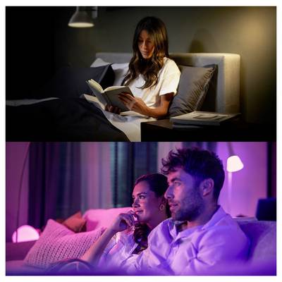 Eine Frau liest ein Buch im Bett, wobei eine Lampe in einem nur schwach beleuchteten Raum brennt. In einer anderen Szene sitzen ein Paar auf einem Sofa und schauen zusammen Fernsehen in einer gemütlichen Atmosphäre.