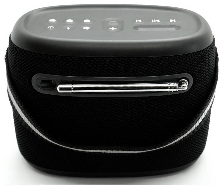 Ein schwarzer drahtloser Lautsprecher mit Bedienungstasten und einem Trageriemen, der die Seitenansicht zeigt, mit einer ausziehbaren Antenne.