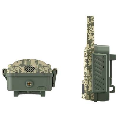 Ein mit Tarnmuster versehenes, tragbares Militärfunkgerät mit ausziehbarer Antenne wird aus zwei Perspektiven gezeigt: Vorder- und Seitenansicht.